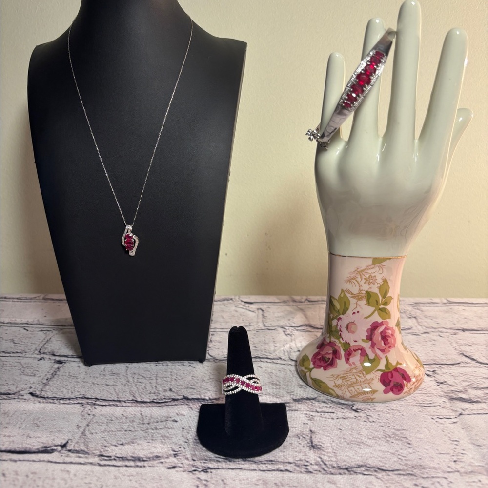 Elegant Silver and Red Jewelry Set